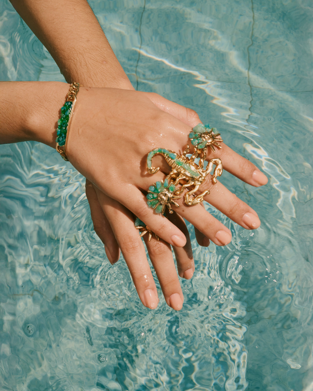 Aguijón de poder anillo